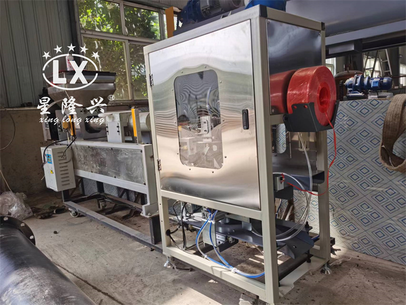 裝袋扎繩一體機(jī)